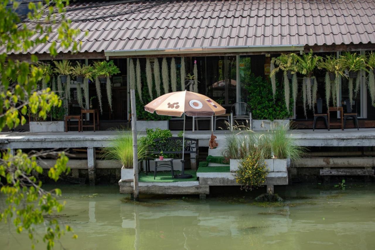 Reuan Vilawan Ratchaburi Exteriér fotografie